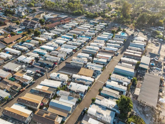 $189,900 | 3221 Bancroft Drive, Unit 25, Spring Valley, CA 91977