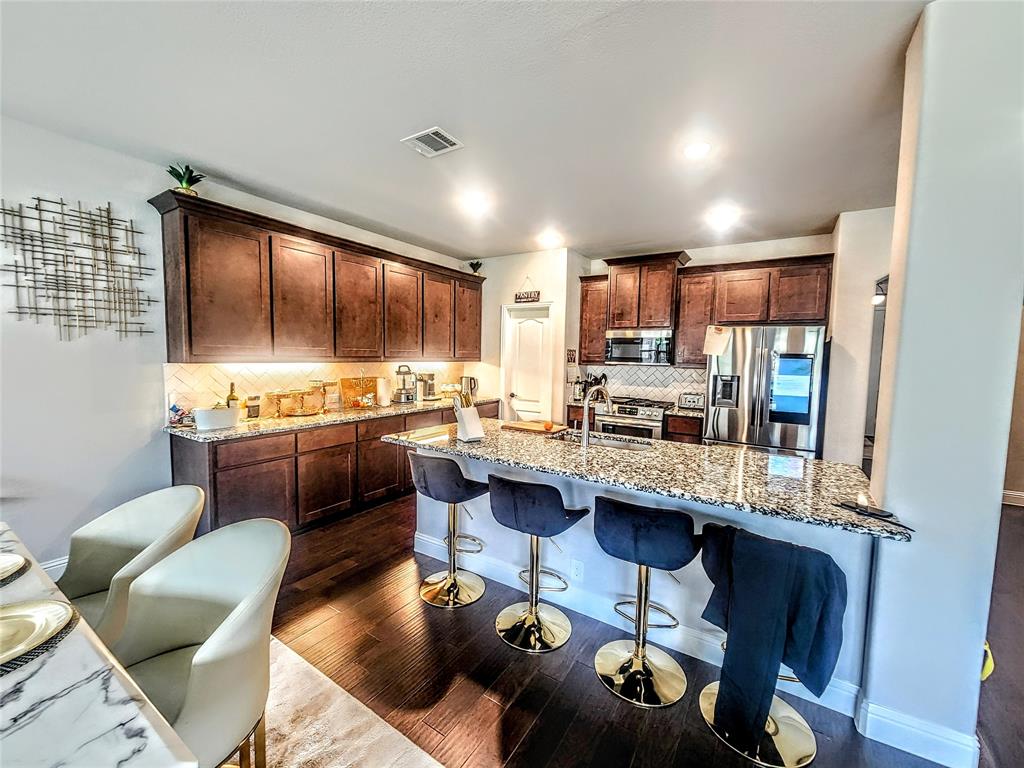 1024 Timber Ridge Drive Justin, TX 76247 - Photo 2 of 25