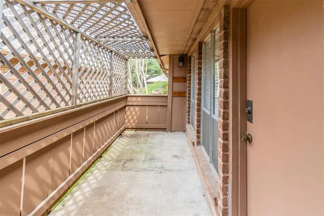 $1,750 | 10558 High Hollows Drive, Unit 243, Dallas, TX 75230