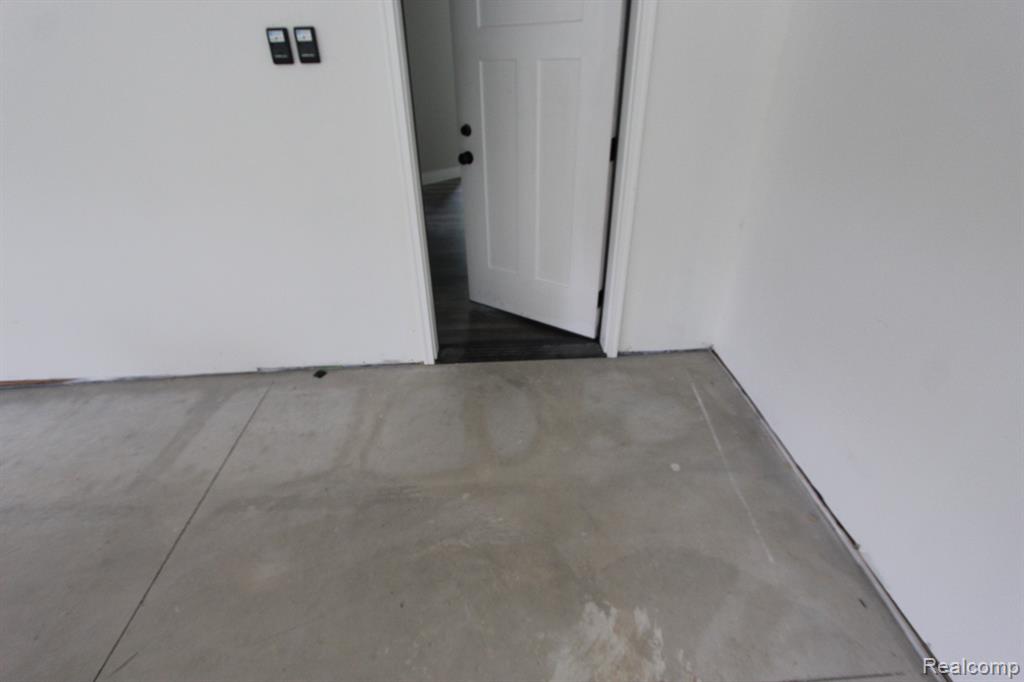 2975 East Coon Lake Road Howell, MI 48843 - Photo 10 of 97
