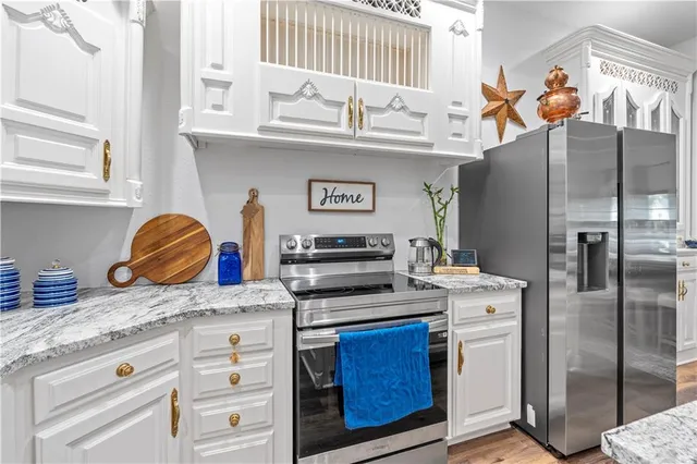 $185,999 | 427 West Walnut Street, Nevada, MO 64772