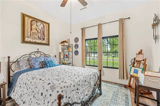 $185,999 | 427 West Walnut Street, Nevada, MO 64772