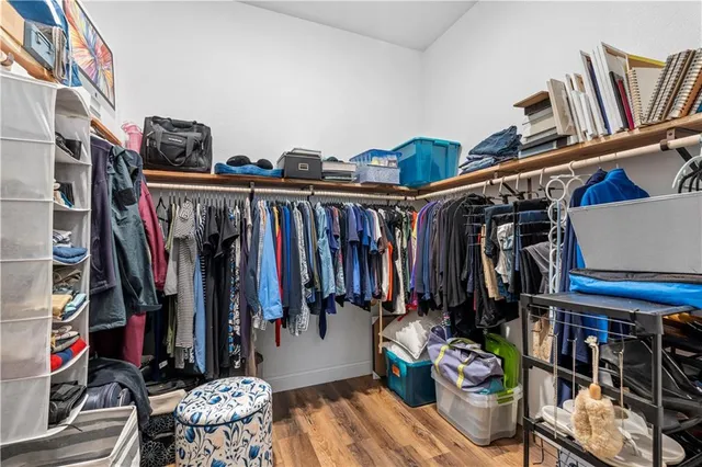 $185,999 | 427 West Walnut Street, Nevada, MO 64772