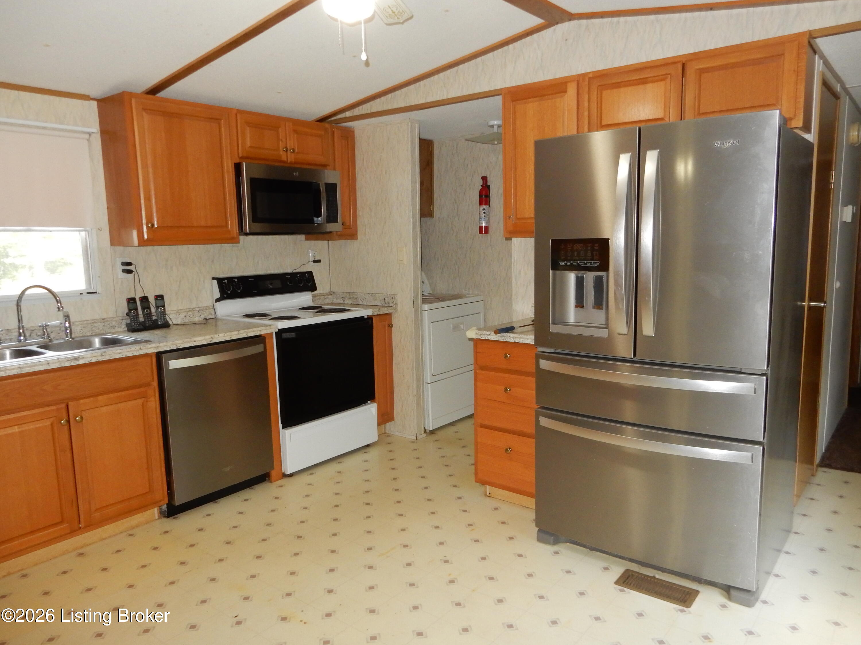 426 Tuts Road Shepherdsville, KY 40165 - Photo 10 of 31 DSCN0293