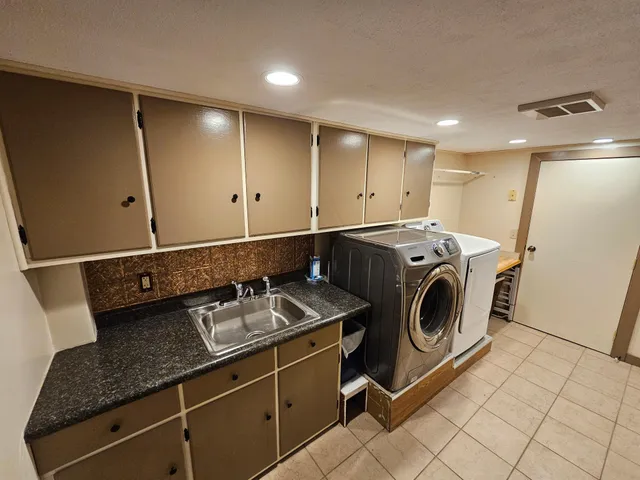 $180,000 | 600 South Birch Street, Lamberton, MN 56152