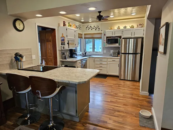 $170,000 | 600 South Birch Street, Lamberton, MN 56152