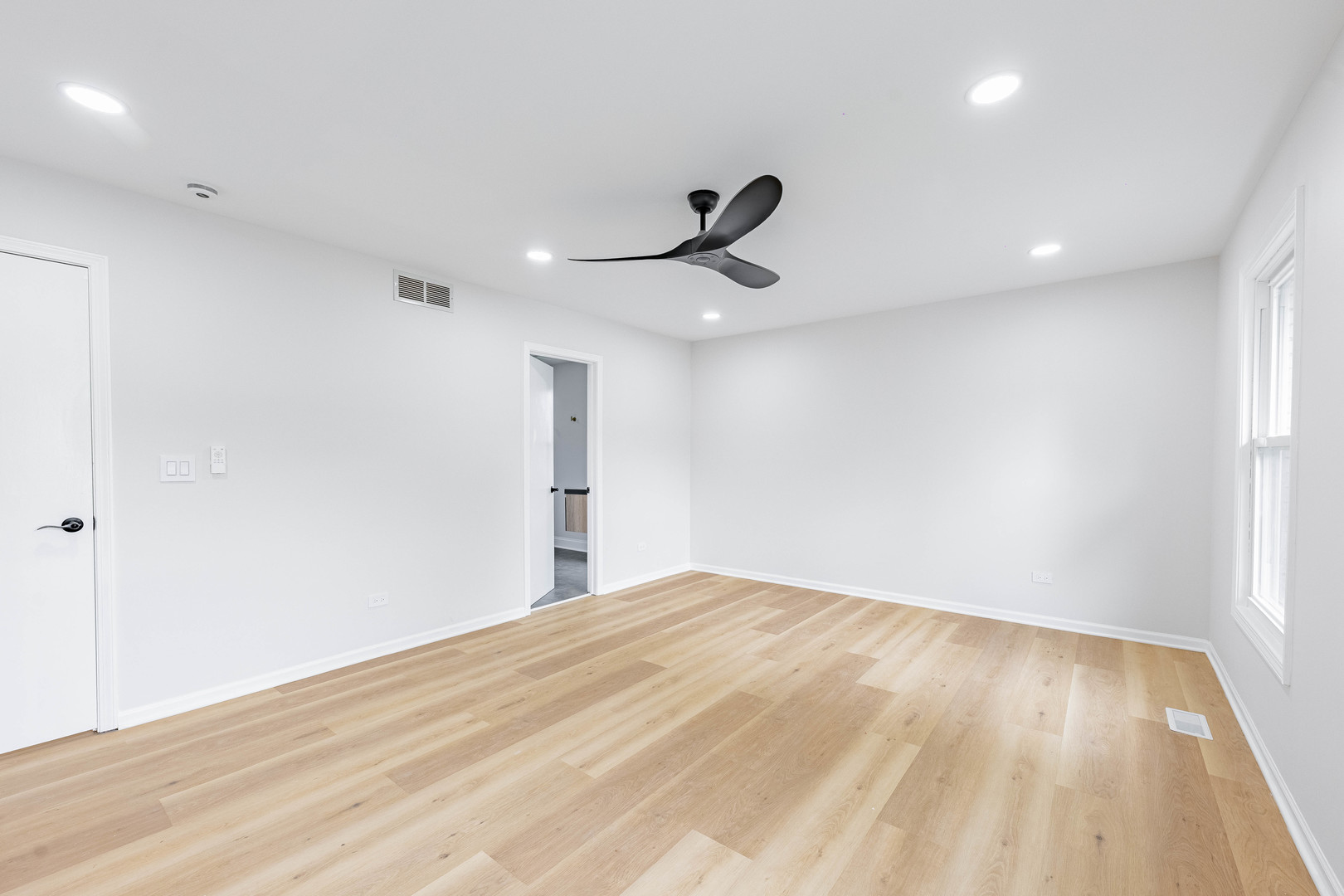 5S254 Middle Road Naperville, IL 60563 - Photo 21 of 46
