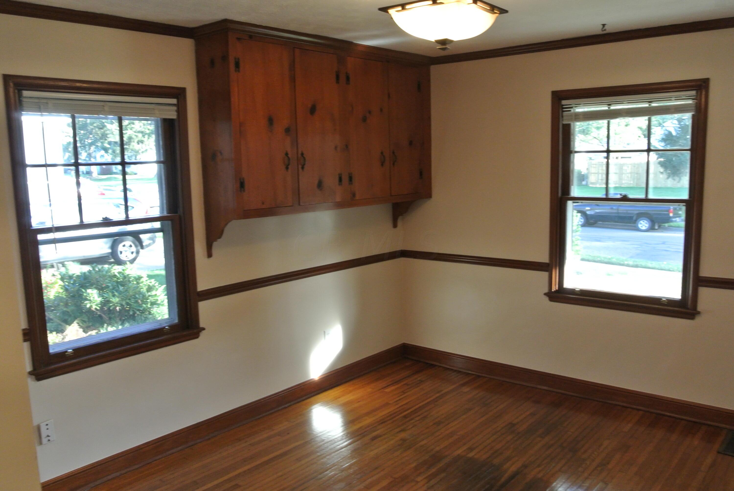 250 Chase Road Columbus, OH 43214 - Photo 13 of 28 Gallery Image 13