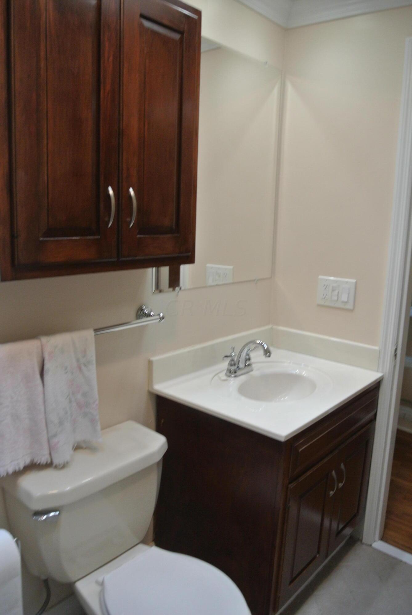 250 Chase Road Columbus, OH 43214 - Photo 19 of 28 Gallery Image 19