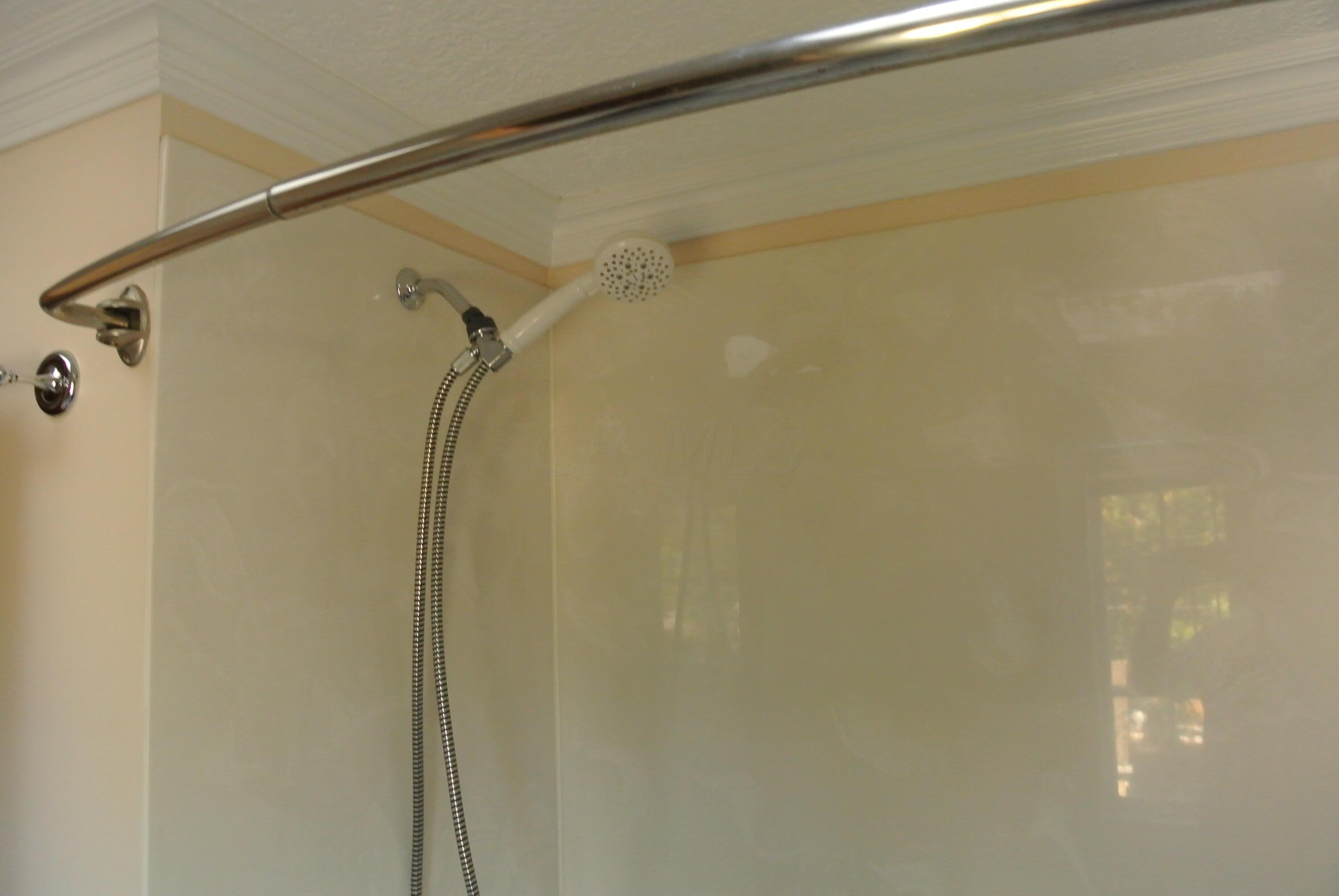250 Chase Road Columbus, OH 43214 - Photo 20 of 28 Gallery Image 20