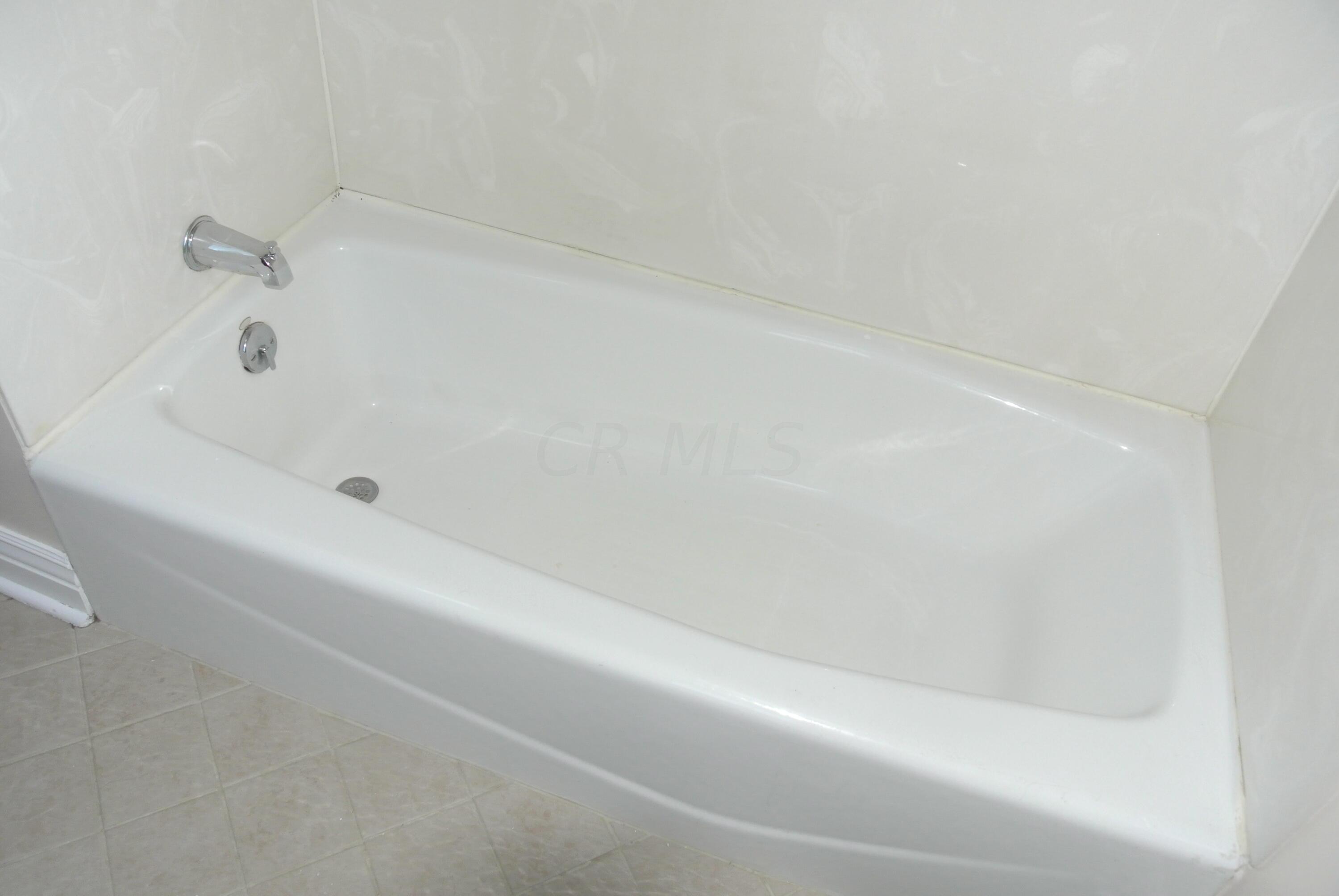 250 Chase Road Columbus, OH 43214 - Photo 21 of 28 Gallery Image 21