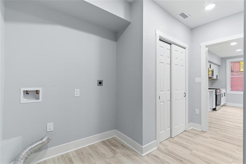 1150 Goettmann Street Pittsburgh, PA 15212 - Photo 18 of 36 a view of hallway with wooden floor