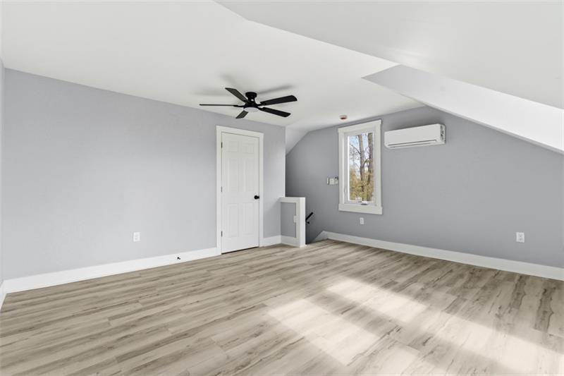 1150 Goettmann Street Pittsburgh, PA 15212 - Photo 30 of 36 a view of an empty room with a window