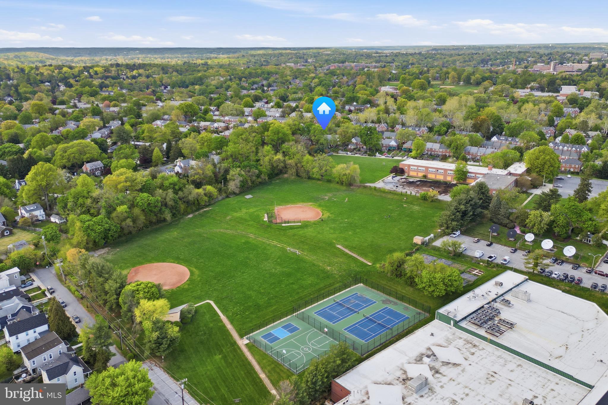 214 Overbrook Road Baltimore, MD 21212 - Photo 25 of 35 Overbrook backs to the ball fields/local schools