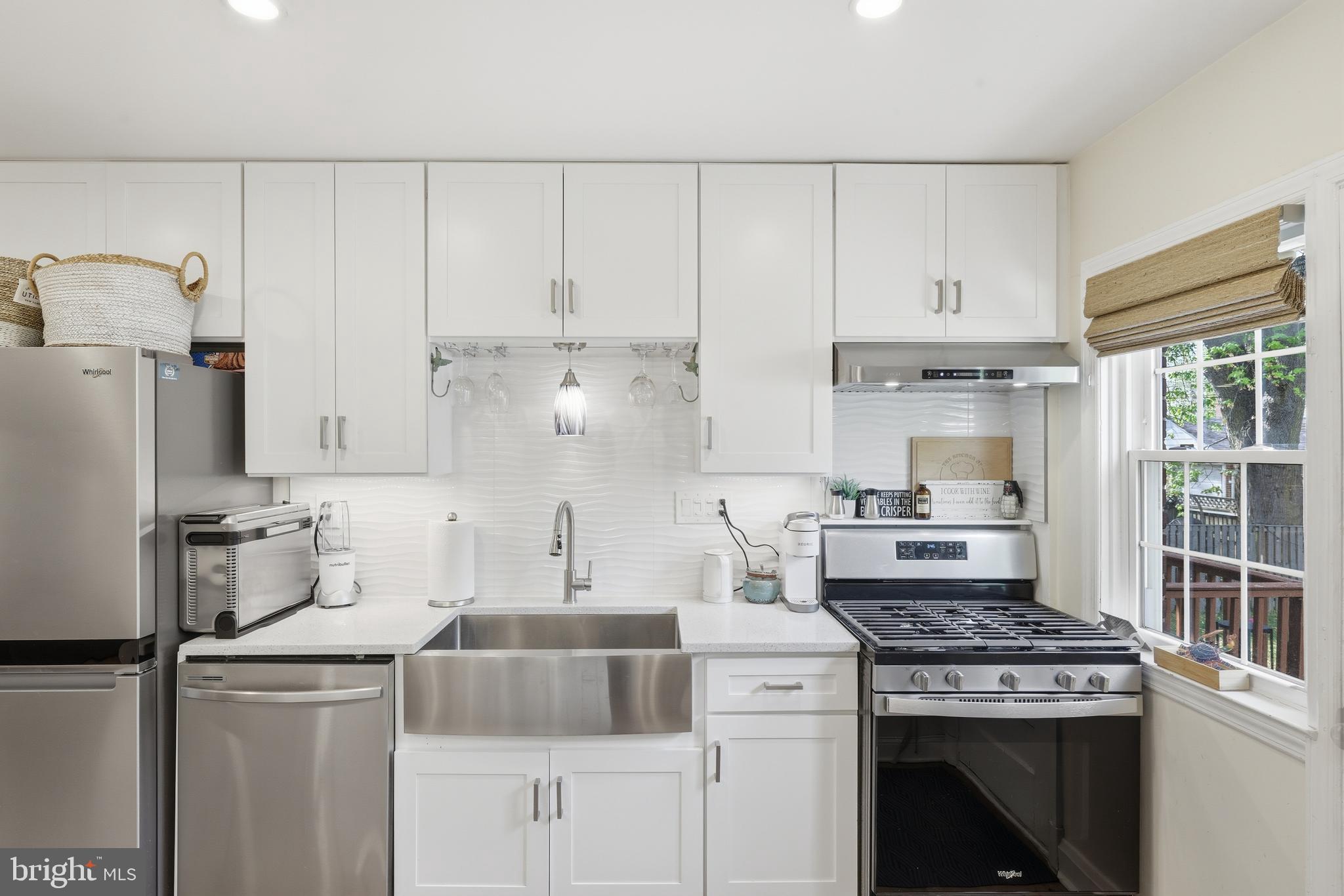 214 Overbrook Road Baltimore, MD 21212 - Photo 9 of 35 Stainless Steel Appliances and farmhouse sink