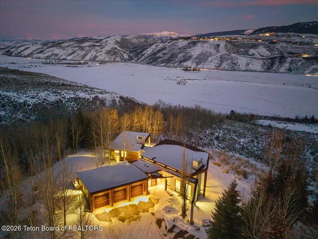 $9,850,000 | 1955 West Bohnetts Road, Jackson, WY 83001