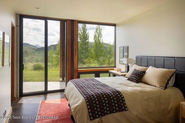 $9,850,000 | 1955 West Bohnetts Road, Jackson, WY 83001