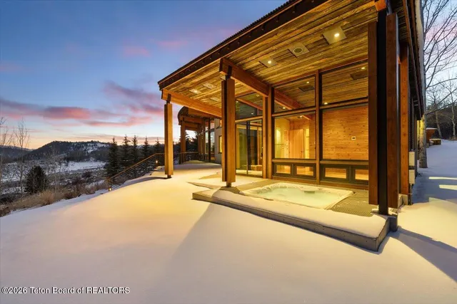 $9,850,000 | 1955 West Bohnetts Road, Jackson, WY 83001