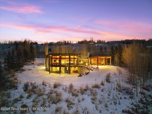 $9,850,000 | 1955 West Bohnetts Road, Jackson, WY 83001