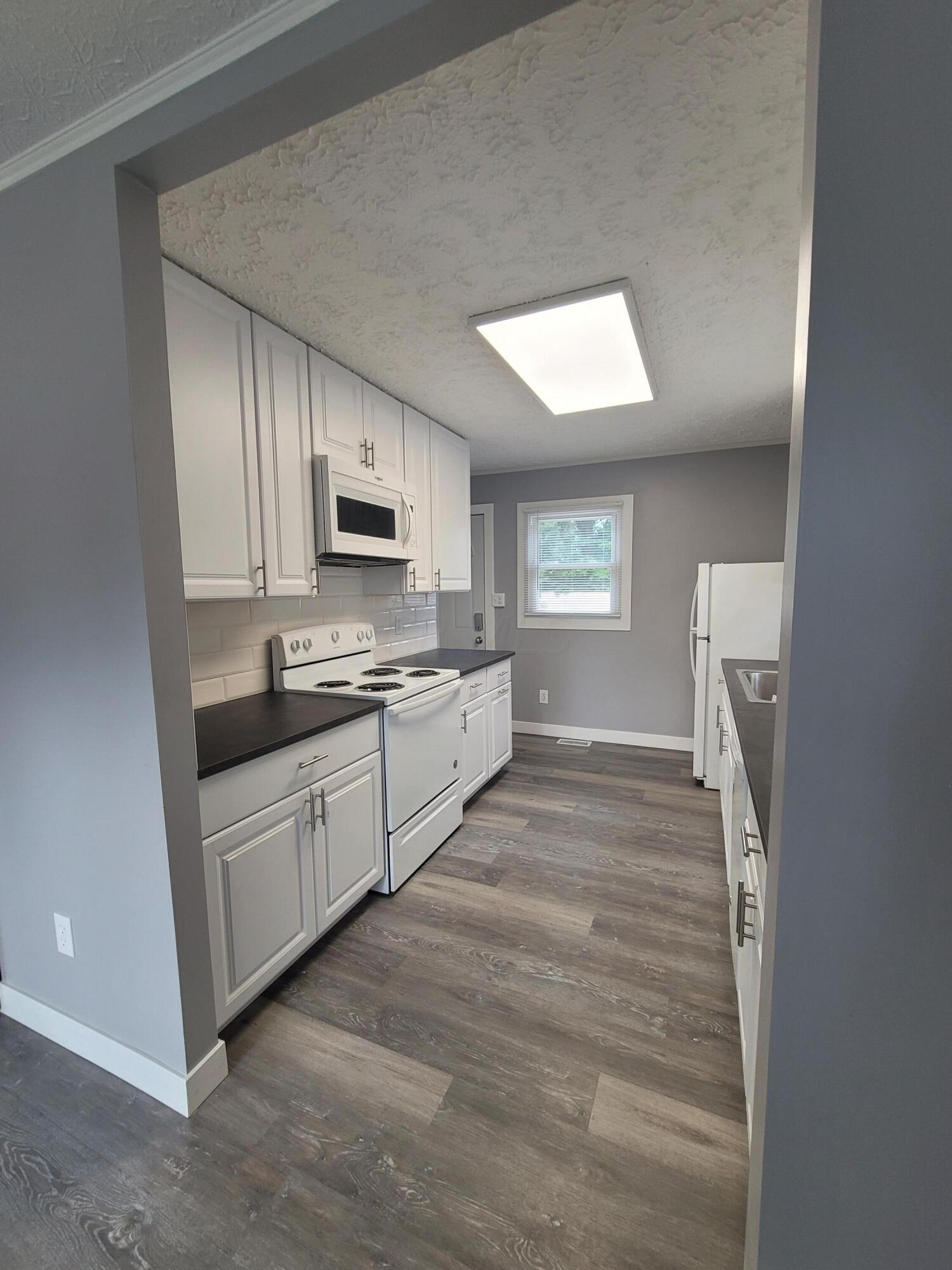 3624 Karl Road Columbus, OH 43224 - Photo 6 of 17 20210628_181213