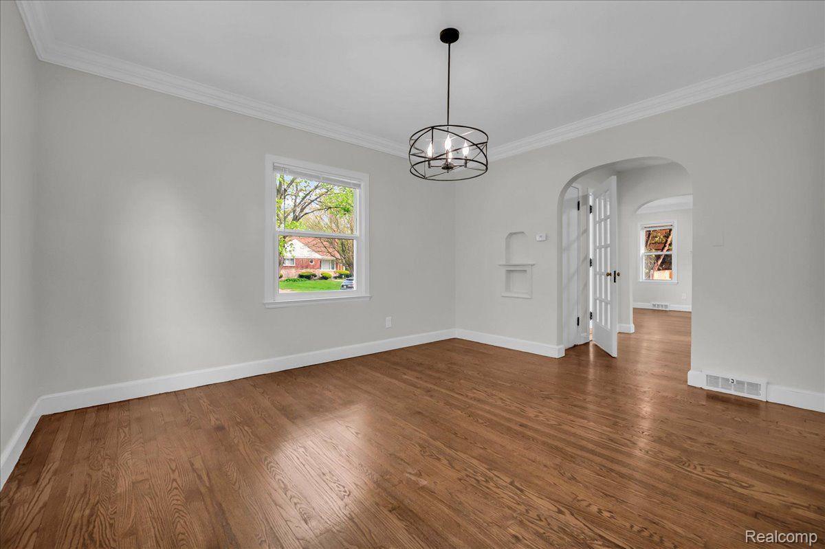 16585 Sunderland Road Detroit, MI 48219 - Photo 17 of 42 Gallery Image 17