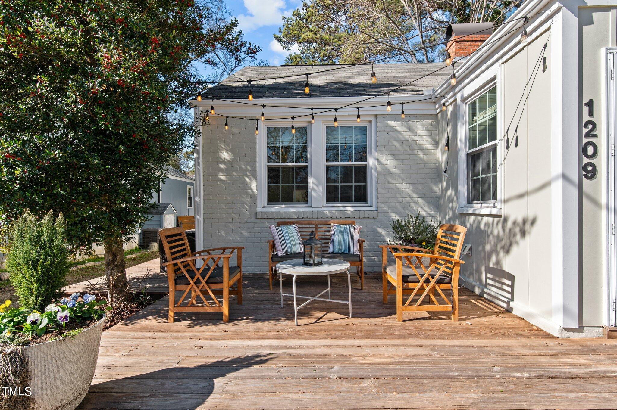 1209 Clifton Street Raleigh, NC 27604 - Photo 3 of 36 45-web-or-mls-DSC_9989
