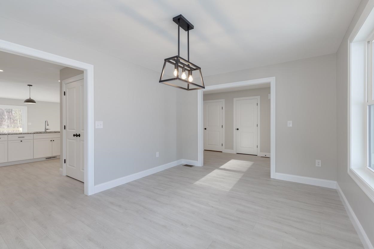 30 Windsor Lane, Unit 9 Hudson, NH 03051 - Photo 11 of 22