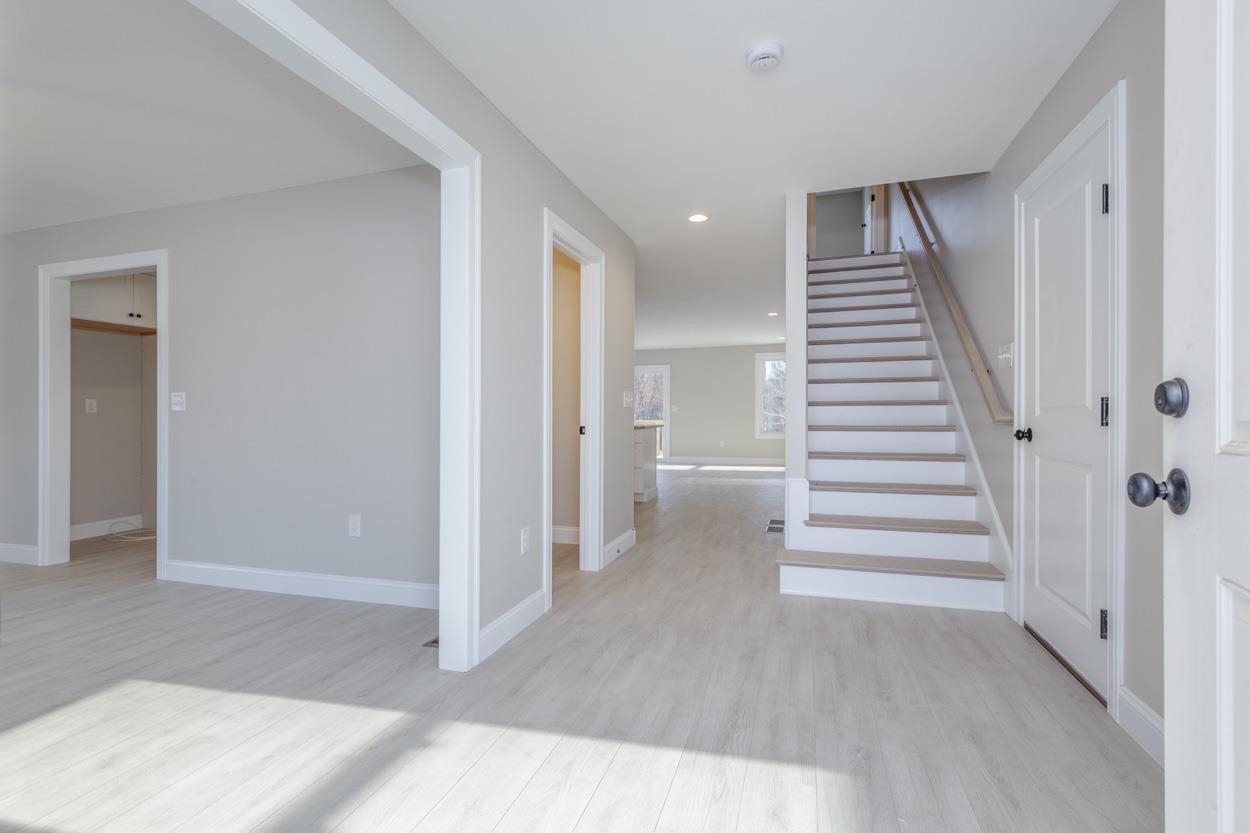 30 Windsor Lane, Unit 9 Hudson, NH 03051 - Photo 16 of 22