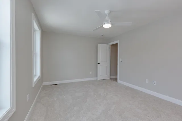 $599,900 | 30 Windsor Lane, Unit 9, Hudson, NH 03051