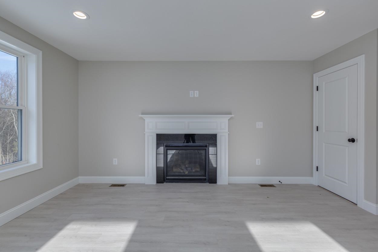 30 Windsor Lane, Unit 9 Hudson, NH 03051 - Photo 22 of 22