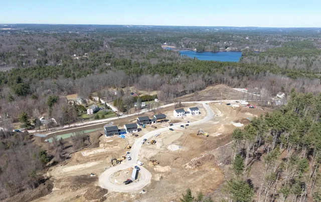 $599,900 | 30 Windsor Lane, Unit 9, Hudson, NH 03051