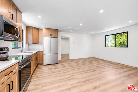 $2,599,000 | 5954 Simpson Avenue, Los Angeles, CA 91607