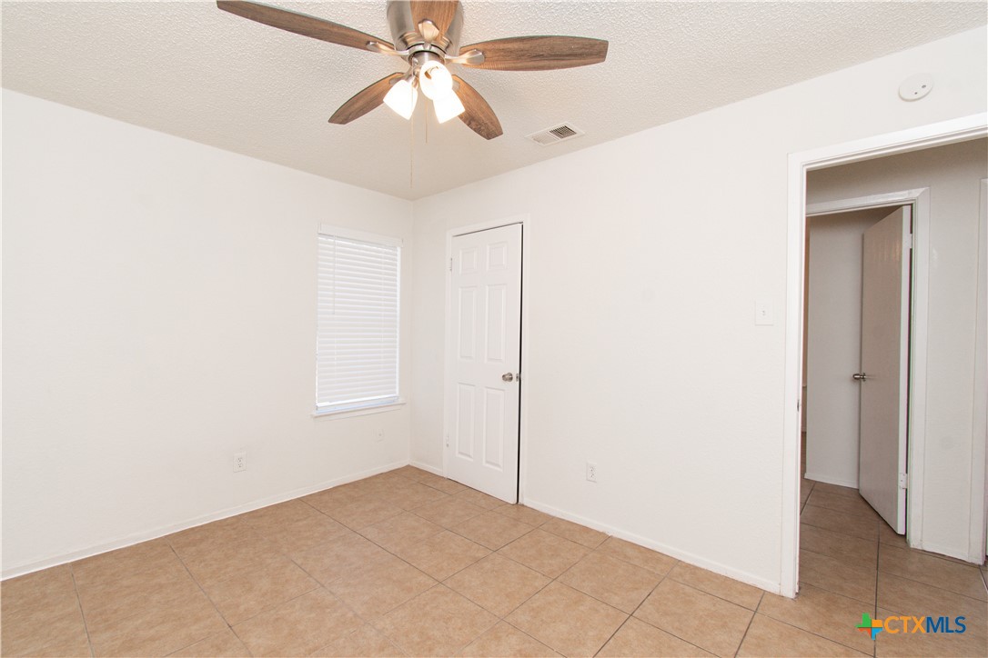 4405 Teri Road, Unit B Austin, TX 78744 - Photo 12 of 18