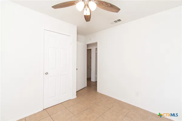 $1,450 | 4405 Teri Road, Unit B, Austin, TX 78744