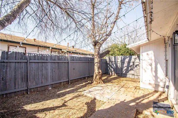 $1,450 | 4405 Teri Road, Unit B, Austin, TX 78744