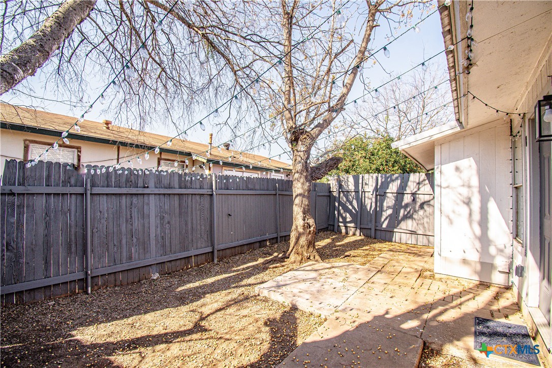 4405 Teri Road, Unit B Austin, TX 78744 - Photo 17 of 18