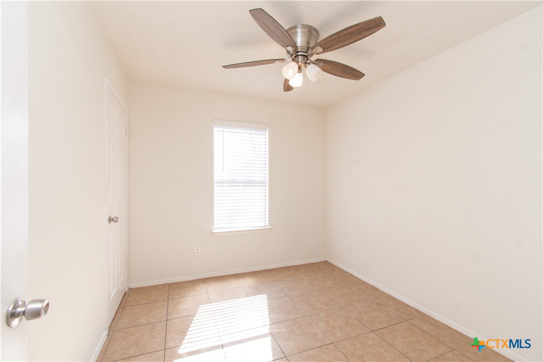 4405 Teri Road, Unit B Austin, TX 78744 - Photo 7 of 18