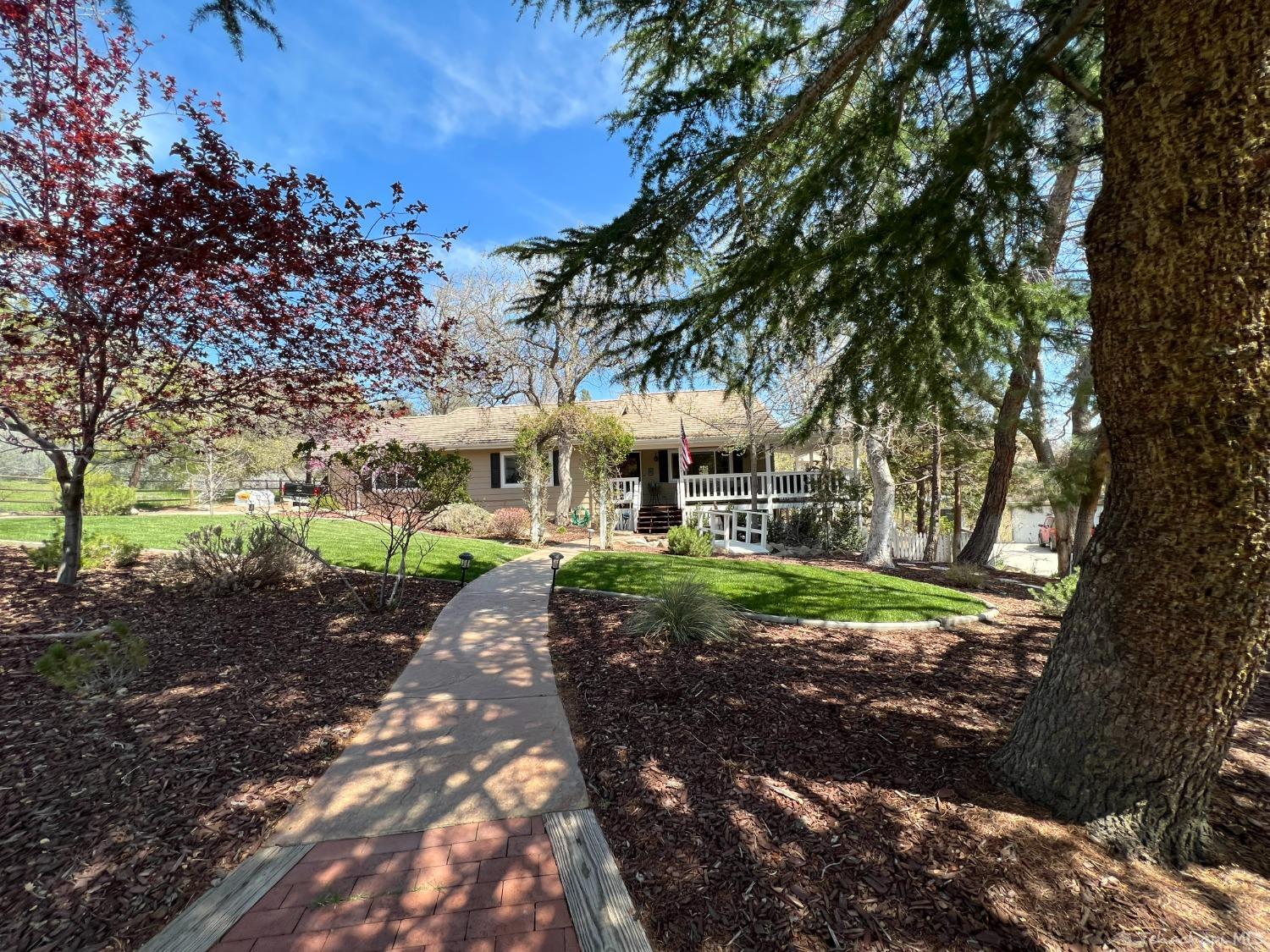21621 Quail Springs Road Tehachapi, CA 93561 - Photo 32 of 43 Gallery Image 32