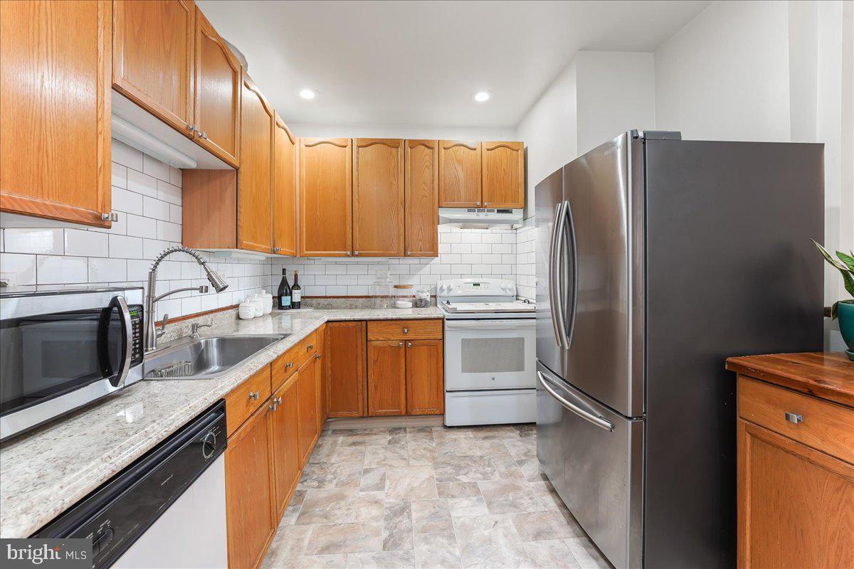 14 West Ridley Avenue Ridley Park, PA 19078 - Photo 12 of 29 Kitchen