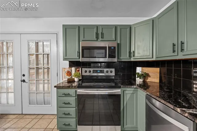 $450,000 | 814 Paradise Lane, Colorado Springs, CO 80904