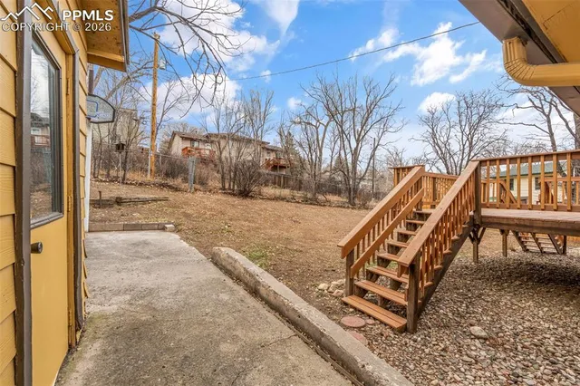 $450,000 | 814 Paradise Lane, Colorado Springs, CO 80904