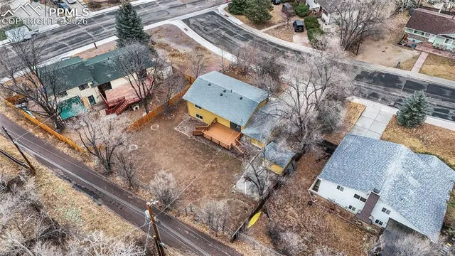 $450,000 | 814 Paradise Lane, Colorado Springs, CO 80904