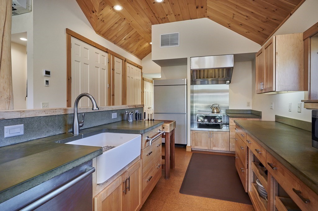 29 Old Long Plain Road Leverett, MA 01054 - Photo 6 of 42 Gallery Image 6