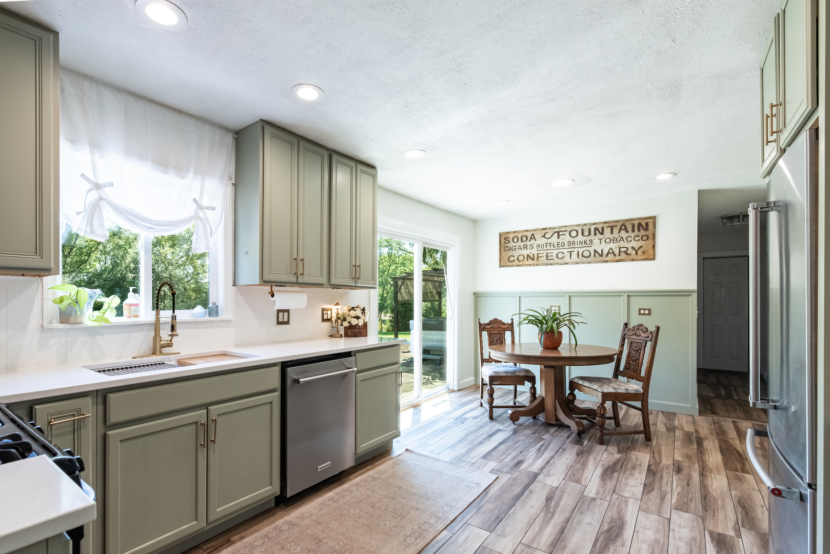 1212 Algonquin Road Fox River Grove, IL 60021 - Photo 7 of 19