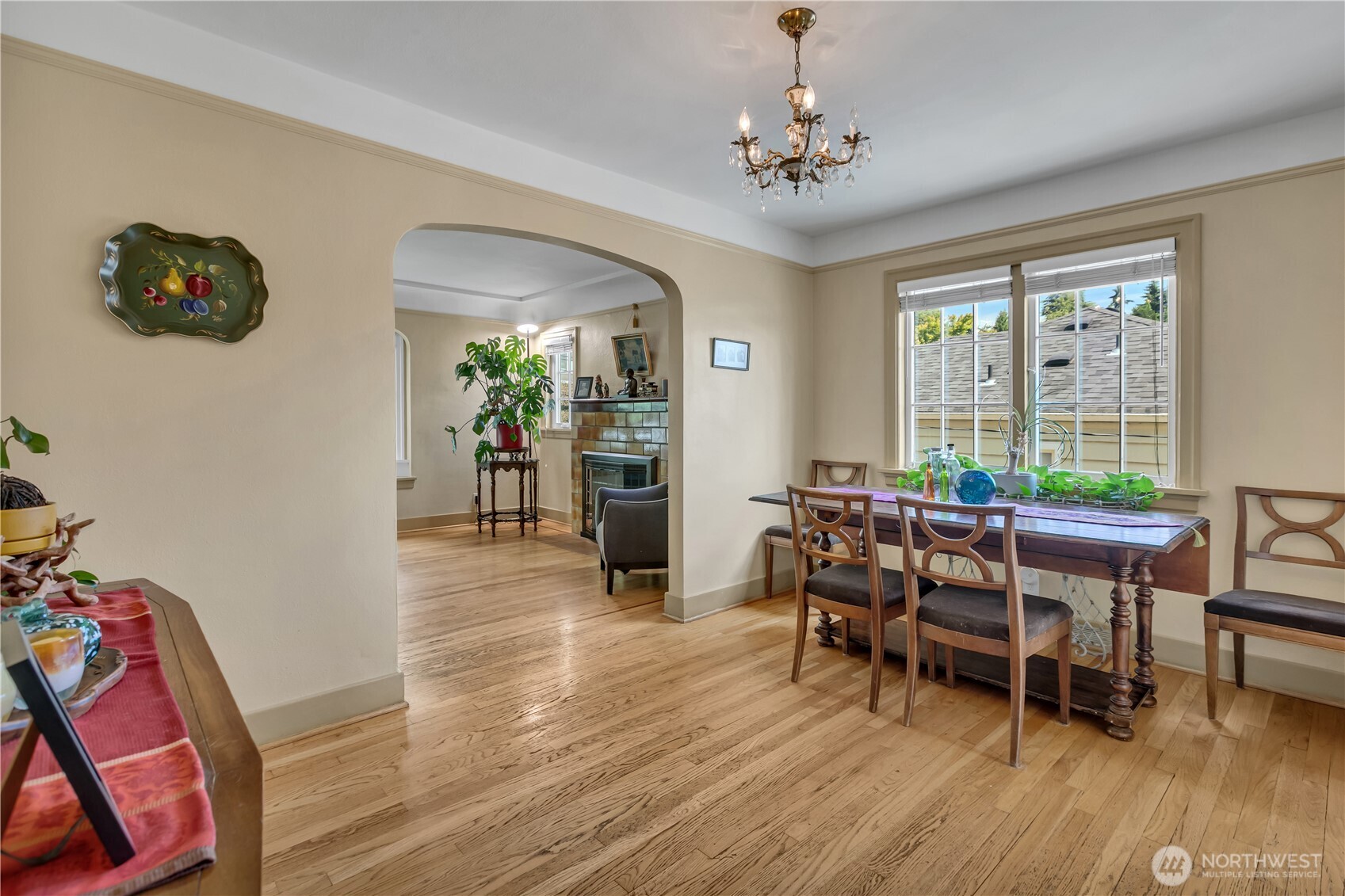 324 Stevens Avenue Southwest Renton, WA 98057 - Photo 10 of 40 Gallery Image 10