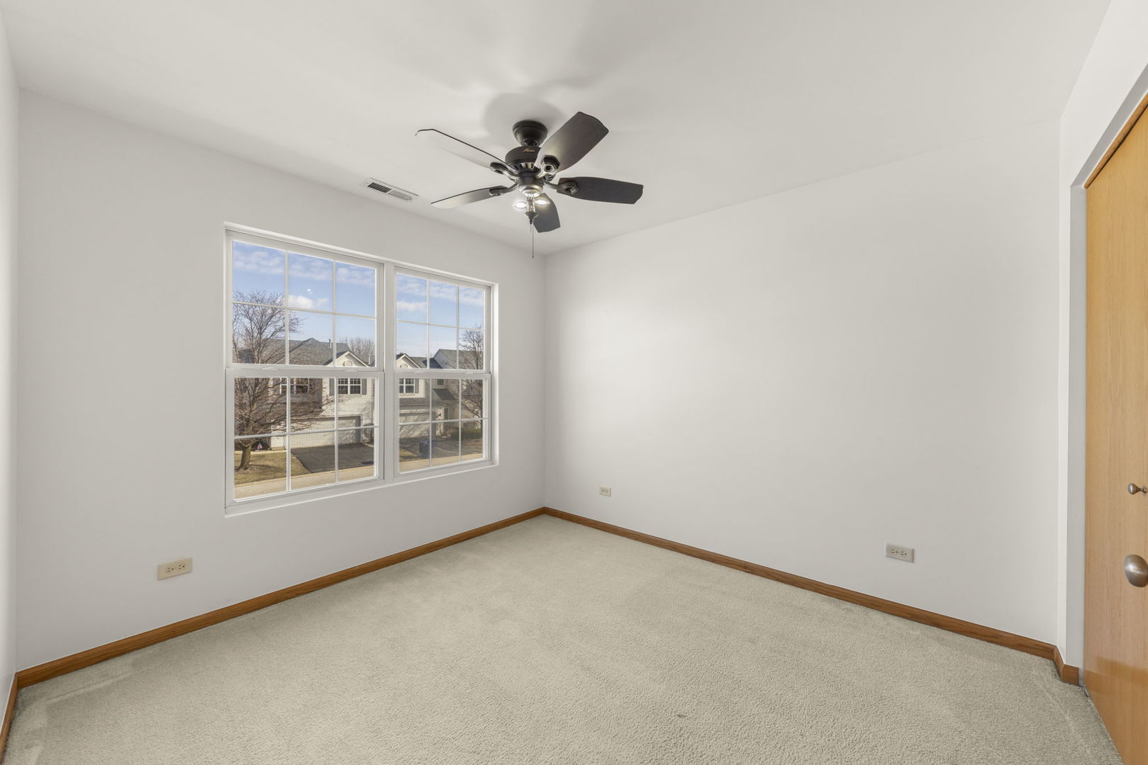 1060 Clover Drive Minooka, IL 60447 - Photo 20 of 25