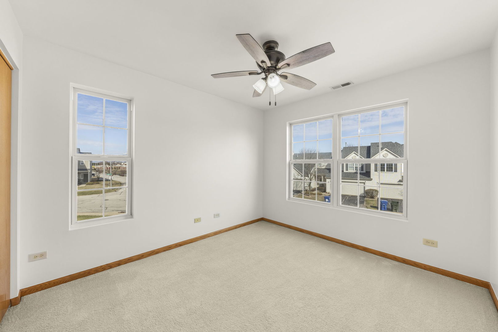 1060 Clover Drive Minooka, IL 60447 - Photo 21 of 25