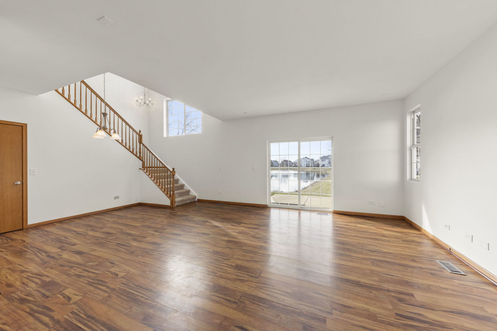 1060 Clover Drive Minooka, IL 60447 - Photo 5 of 25