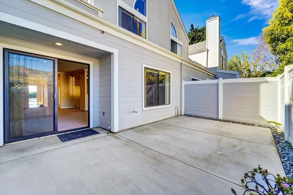 $1,345,000 | 4501 Carpinteria Avenue, Unit C, Carpinteria, CA 93013