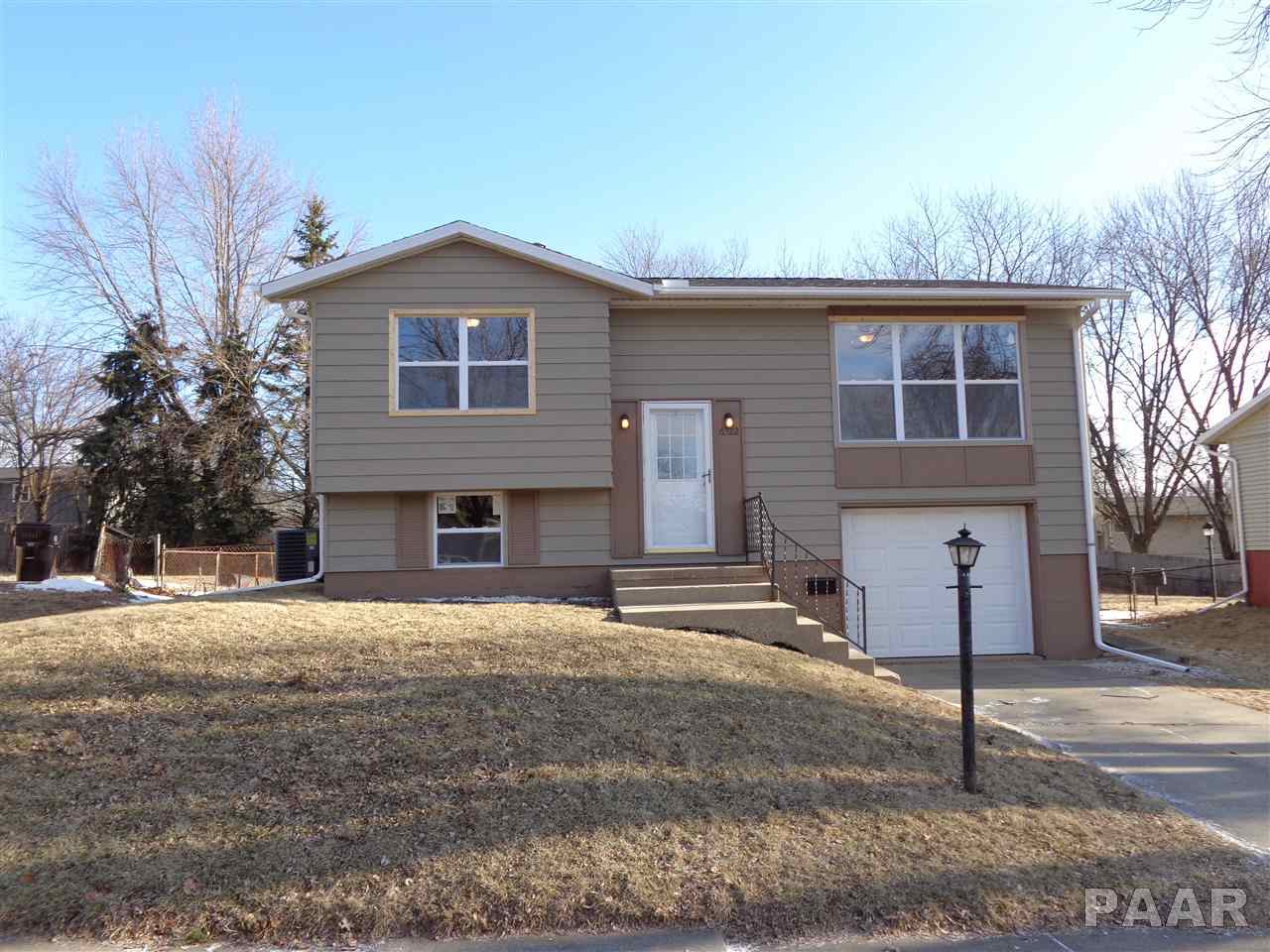 6322 North Randwick Road Peoria, IL 61615 - Photo 1 of 12 Gallery Image 1